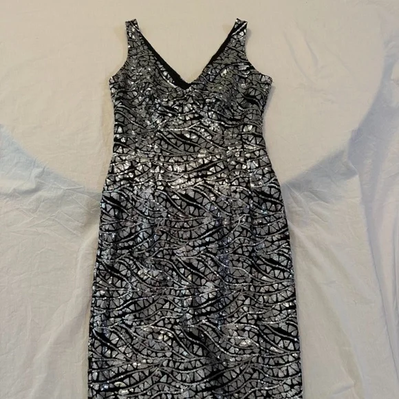 Tatyana Silver Sequin Pin-Up Midi Dress - Picture 5 of 7